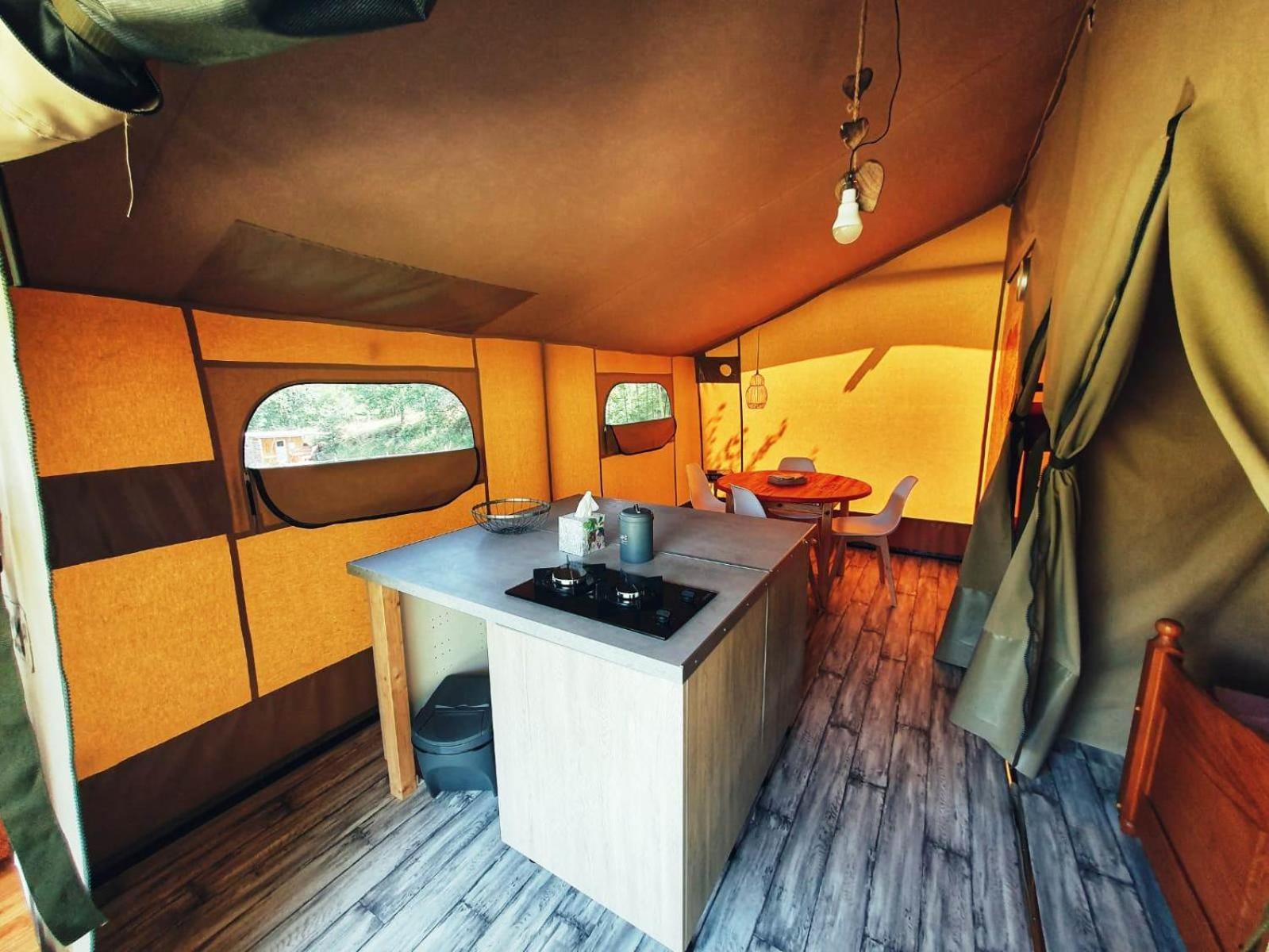 Camping Des Vignes Dun